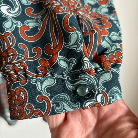 Beautiful 3 Suisses dress key hole front and back pearlized buttons pleated sz M - Picture 9 of 15